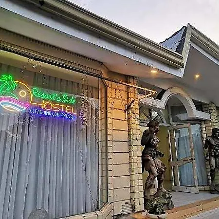 Resorts Side Hostel