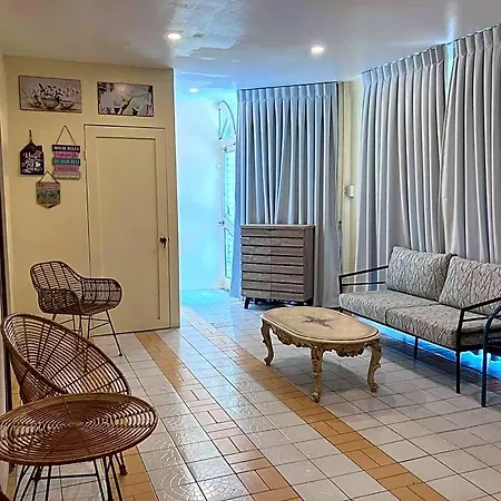 Resorts Side Hostel