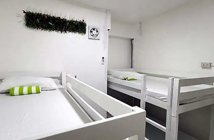 Side Hotell *